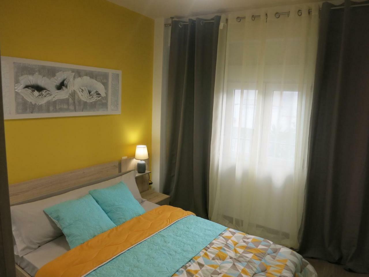Apartamento Torregrosa Apartment อาลิกันเต ภายนอก รูปภาพ